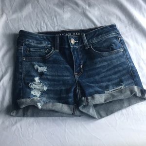American eagle distressed jean shorts